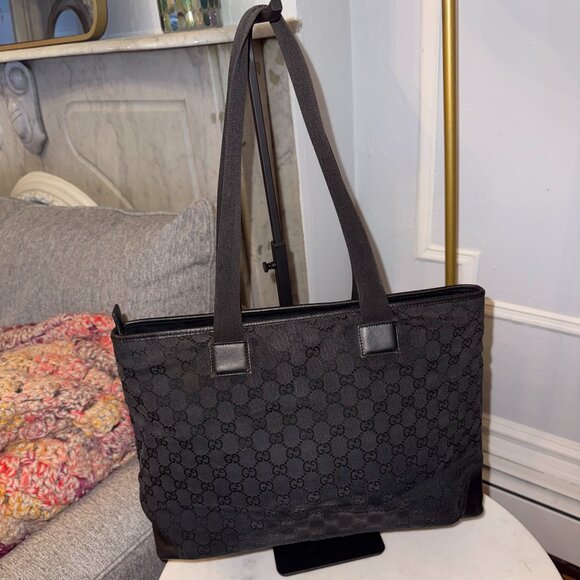 GUCCI Vintage Signature GG Canvas/Leather Tote Bag (REHAB- NEEDS SOME LOVE) - Picture 2 of 16
